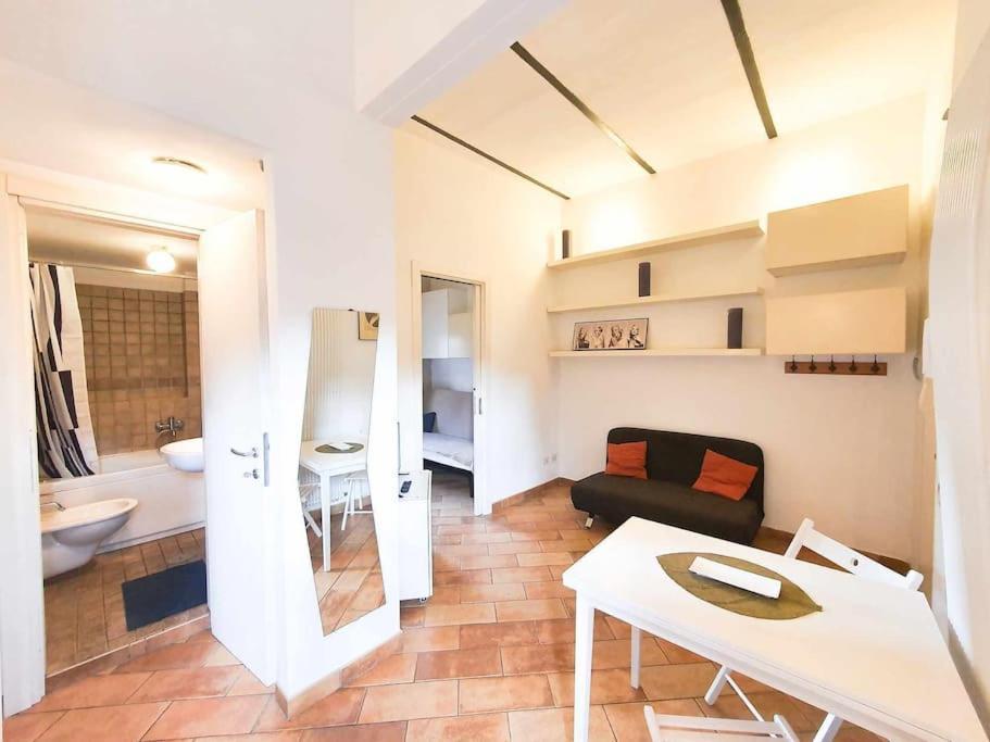 Cozy In Pigneto Up To 4 Apartment Rom